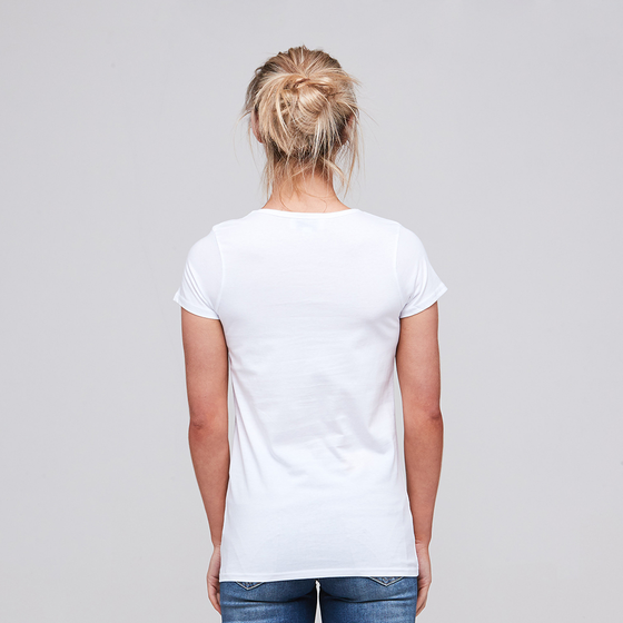 Talia Tee White
