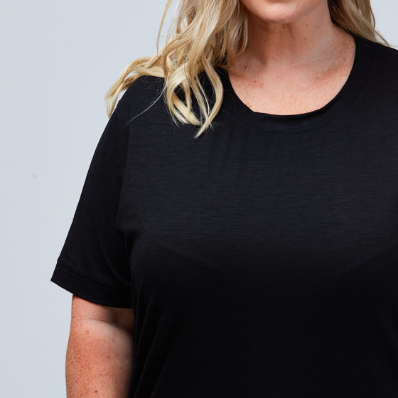 Jasmine Tee Black