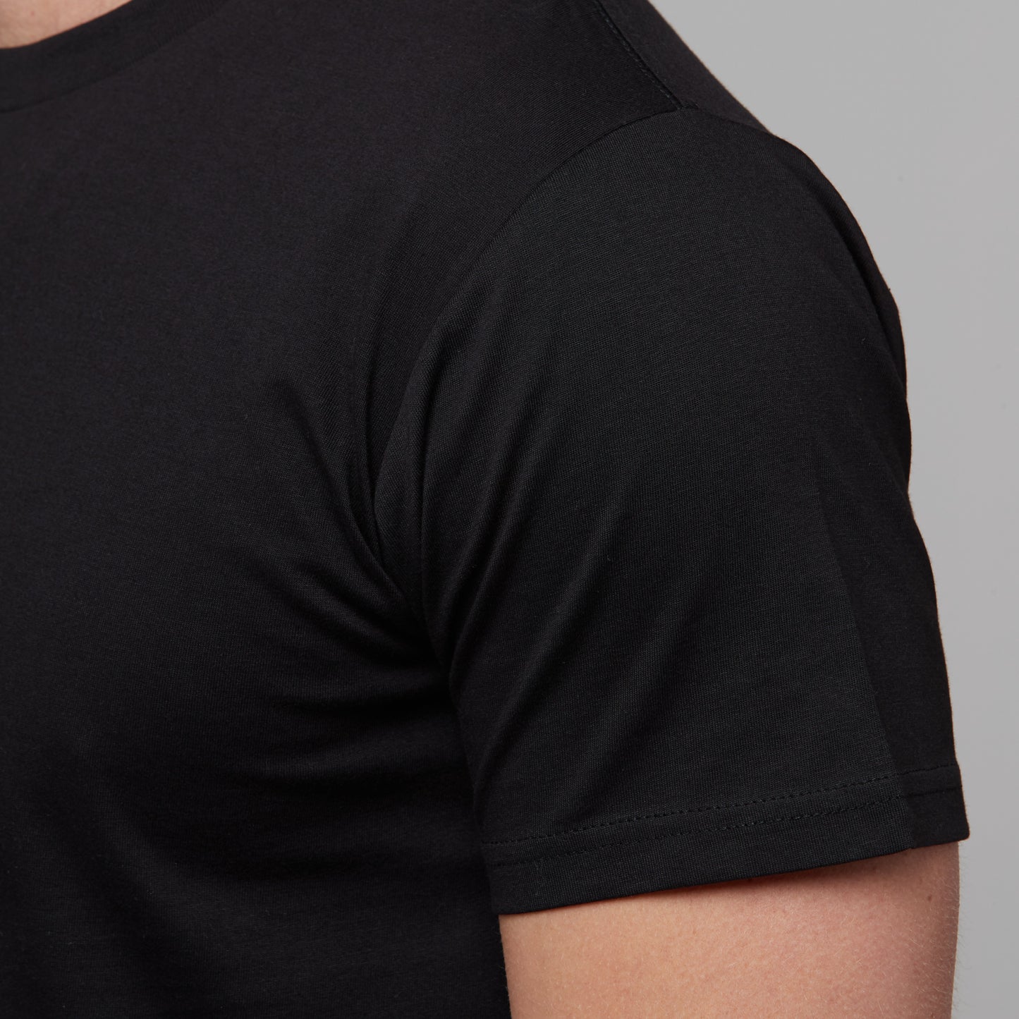 Tristan Tee Black