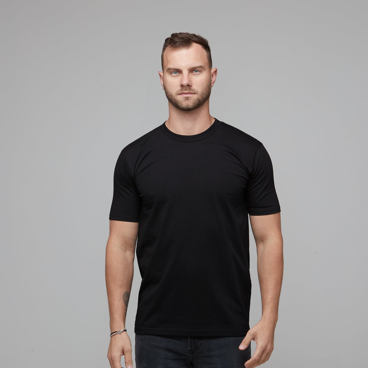 mens relaxed fit tee black