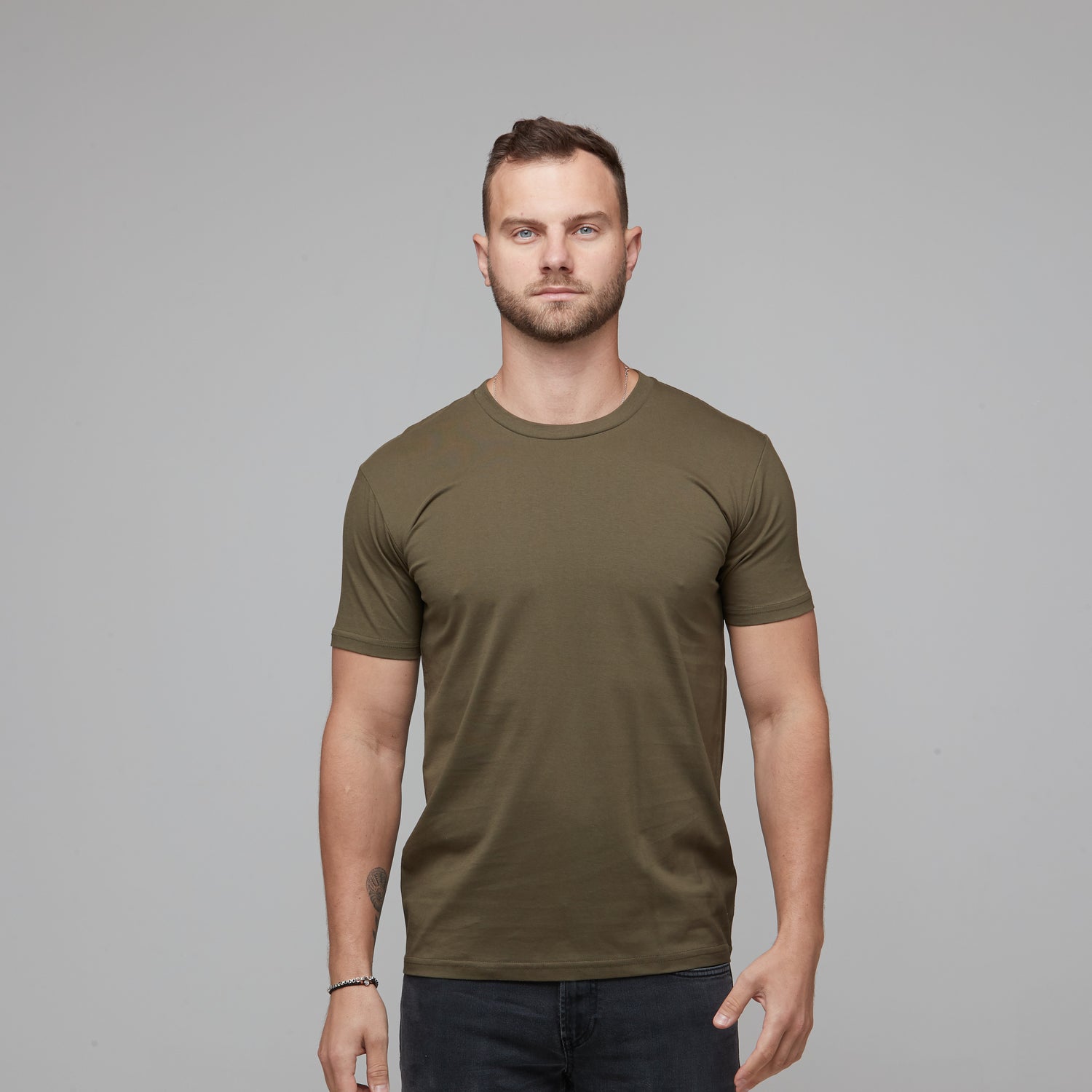 mens standard fit cotton tee army green