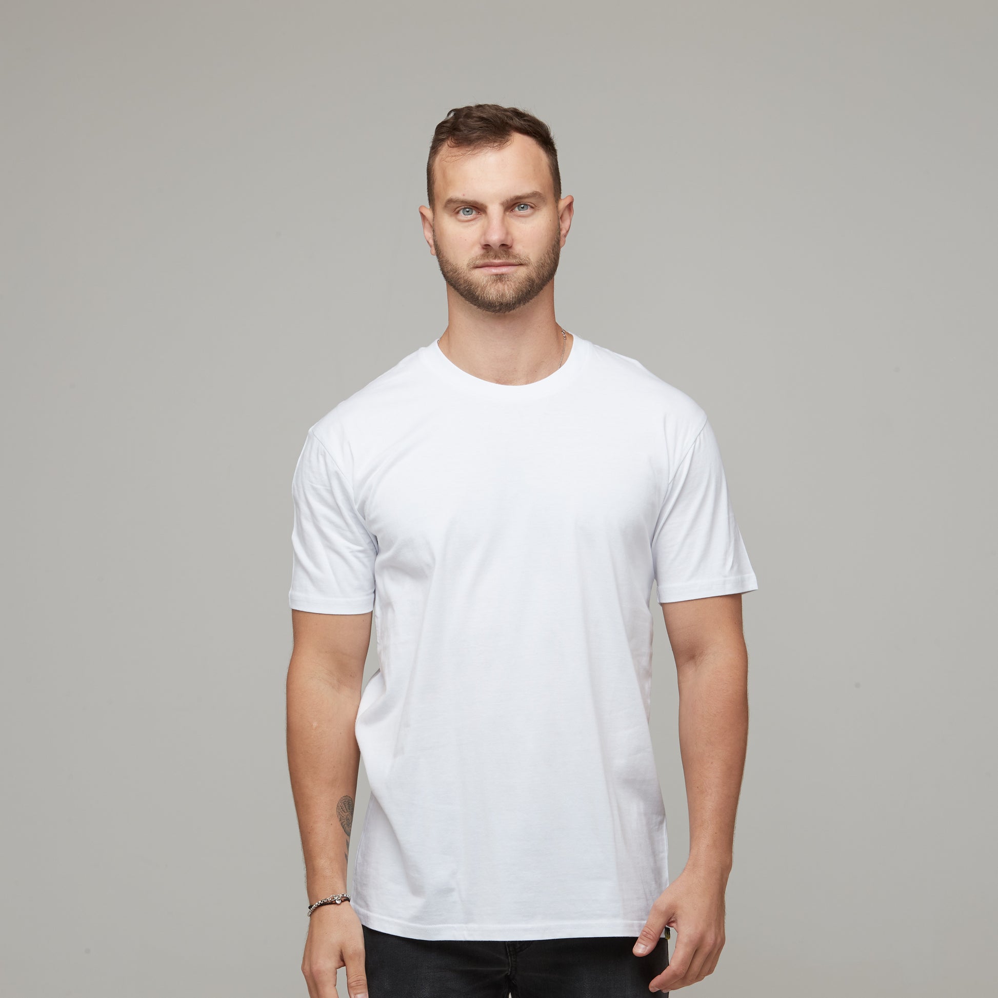 mens standard fit cotton tee white