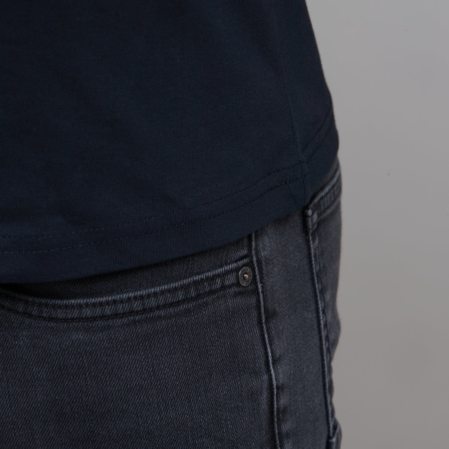 Andre Tee Navy