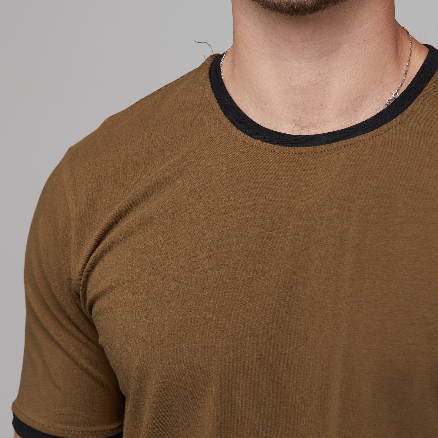 Liam Tee Khaki/Black