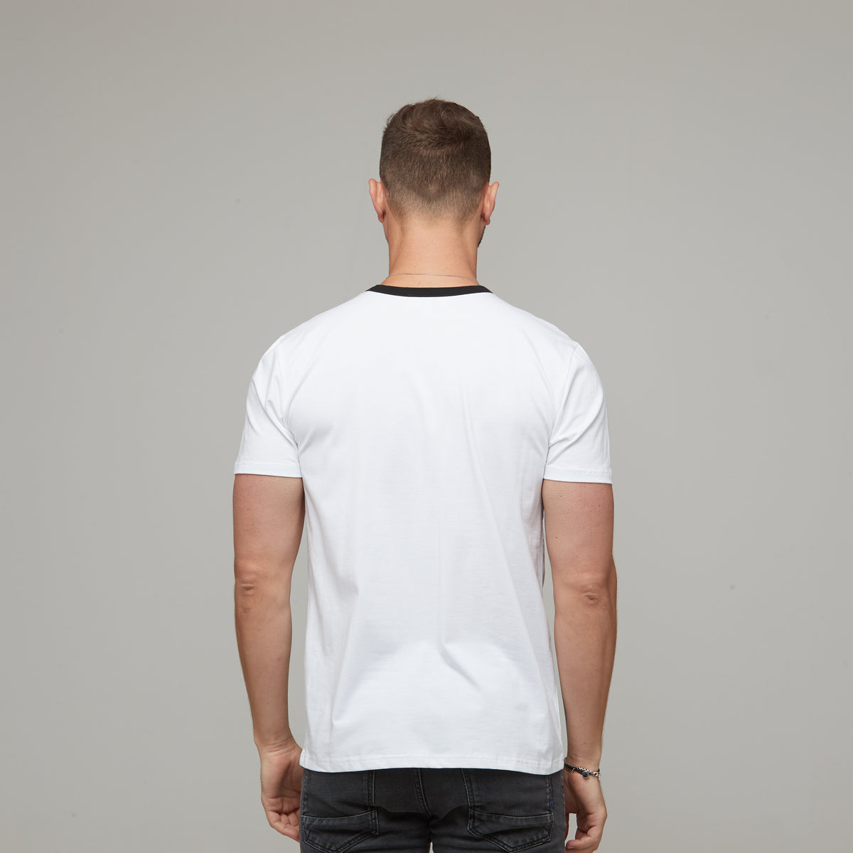 Wyatt Tee White/Black