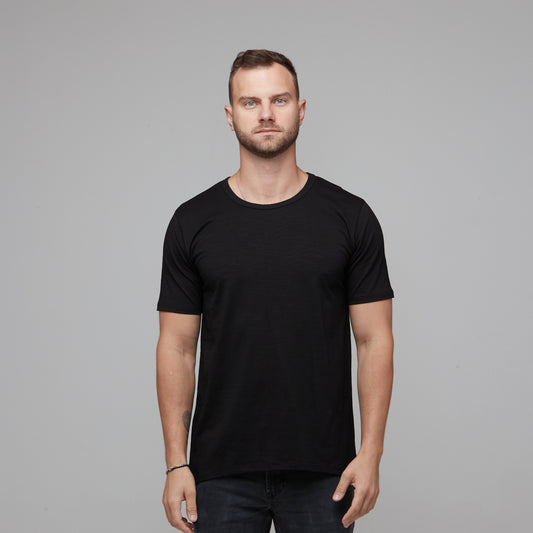 mens black fitted tee