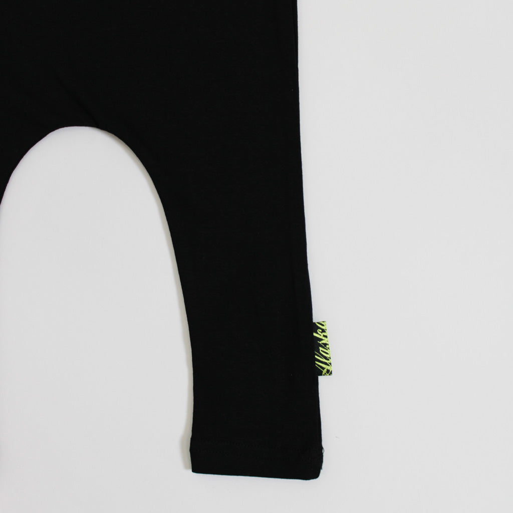 Jamie Romper Black/Fluro Pink