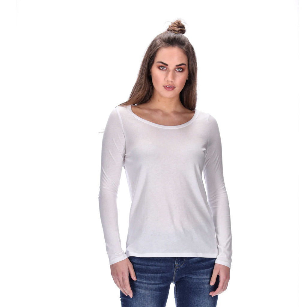 womens white top